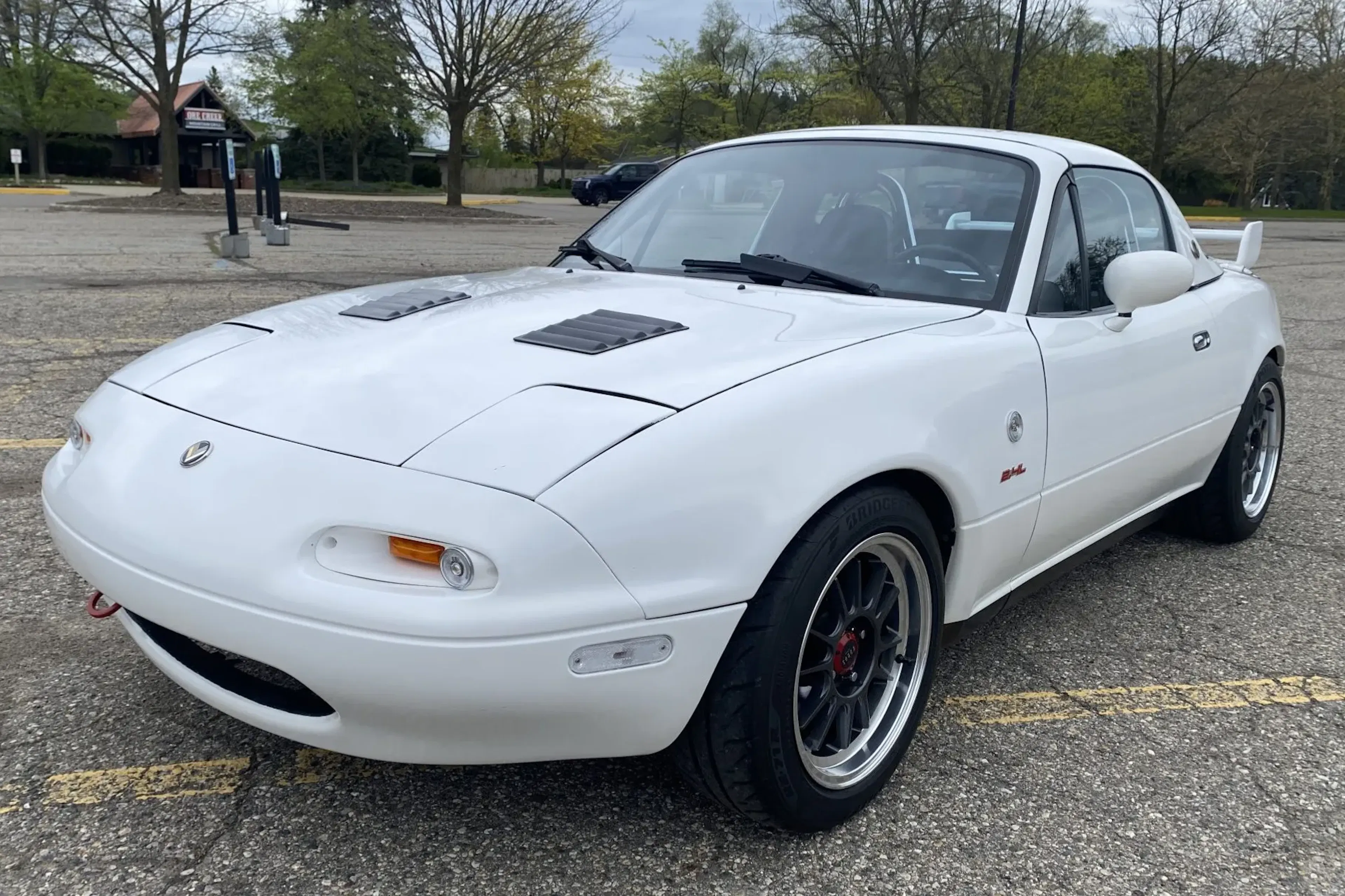 1990 Mazda MX-5 Miata VIN JM1NA3513L0135497 | Hagerty Valuation Tools®